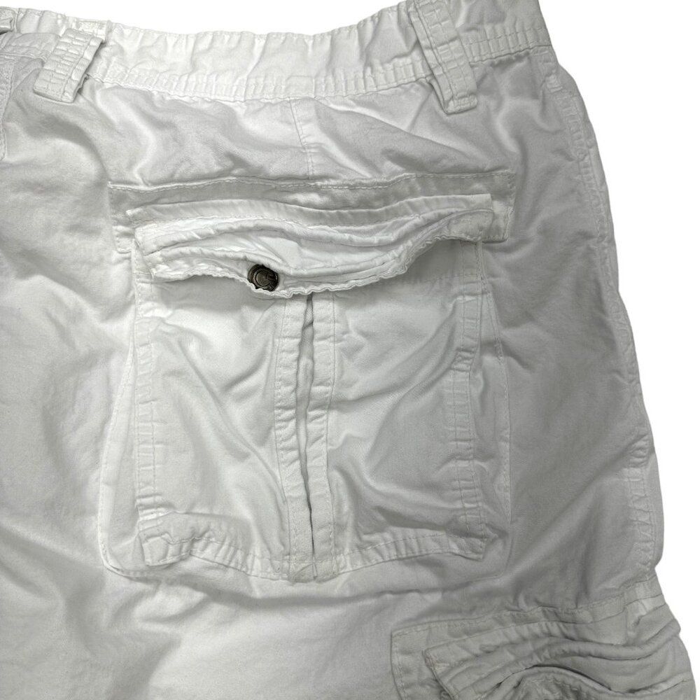 White Cargo Shorts (40) - Picture 6 of 7